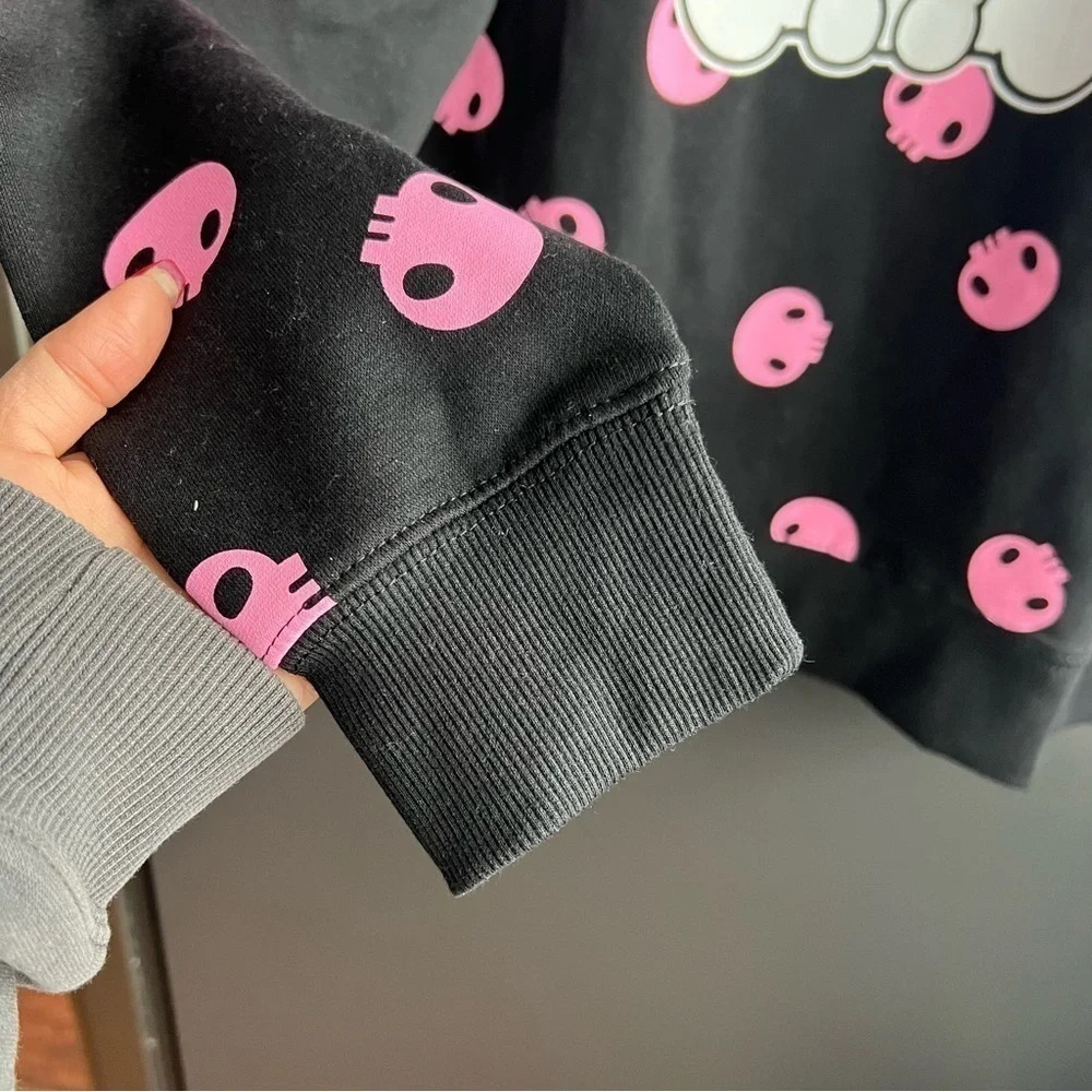 NWOT Sanrio Kuromi Black Pink-skull Sweatshirt Crewneck Size Small - Picture 4 of 5